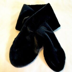 American Eagle Black Fur Collar Shawl New